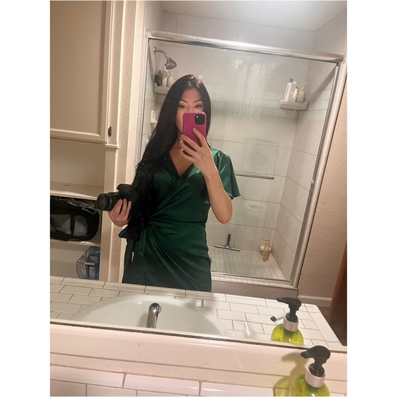 Emerald Green mini wrap dress, size small - Picture 3 of 9
